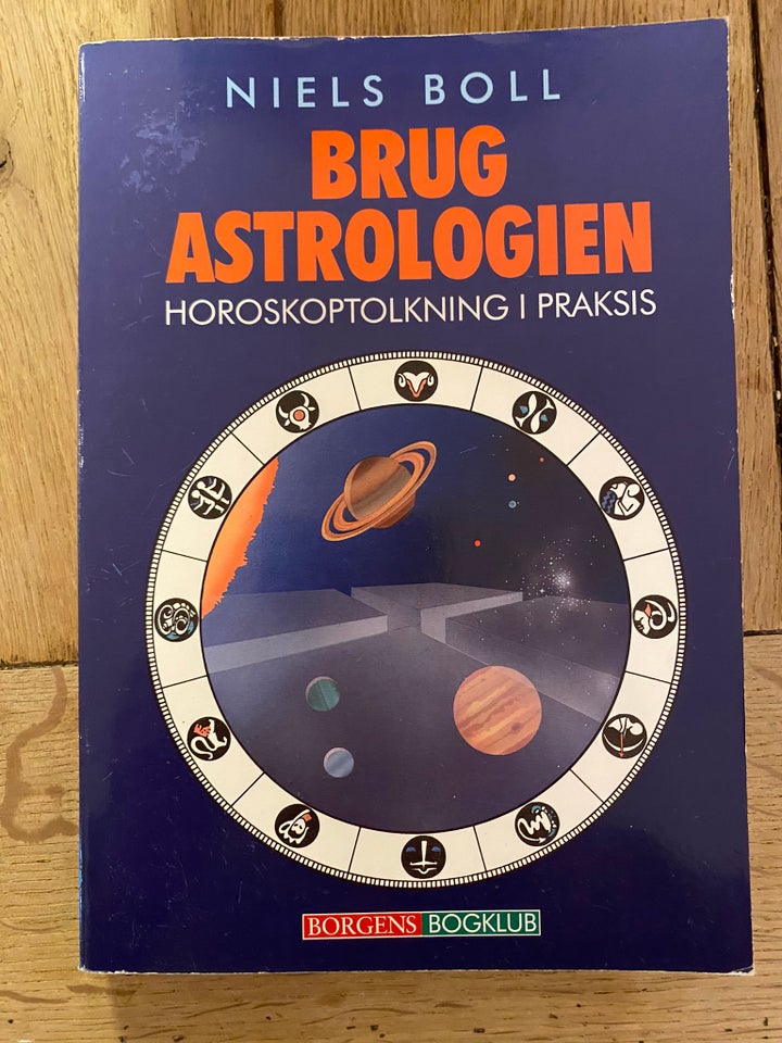 Brug Astrologien, Niels Boll, emne: astrologi
